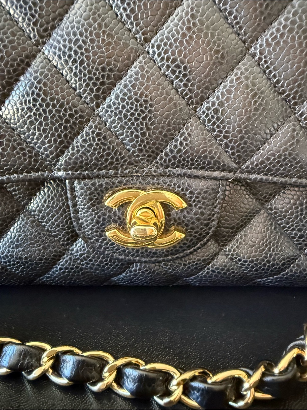 CHANEL Black Quilted Medium Caviar Shoulder Bag with Gold CC Hardware - Picture 3 of 14